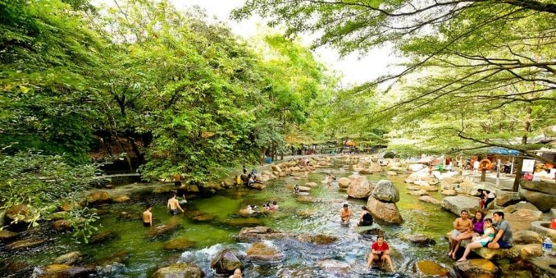 Nên du lịch Bình Dương vào thời gian nào?