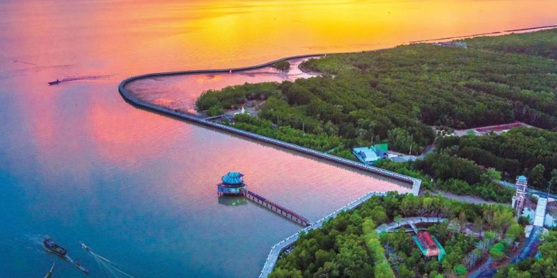 Trung tâm thành phố và vùng ngọt hóa